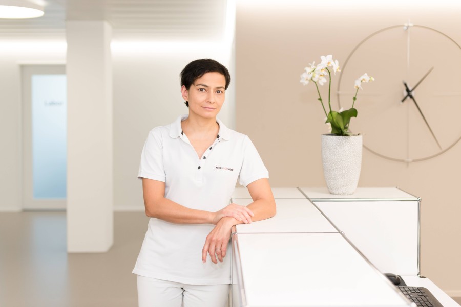 Diana  Schmassmann-Suhijar